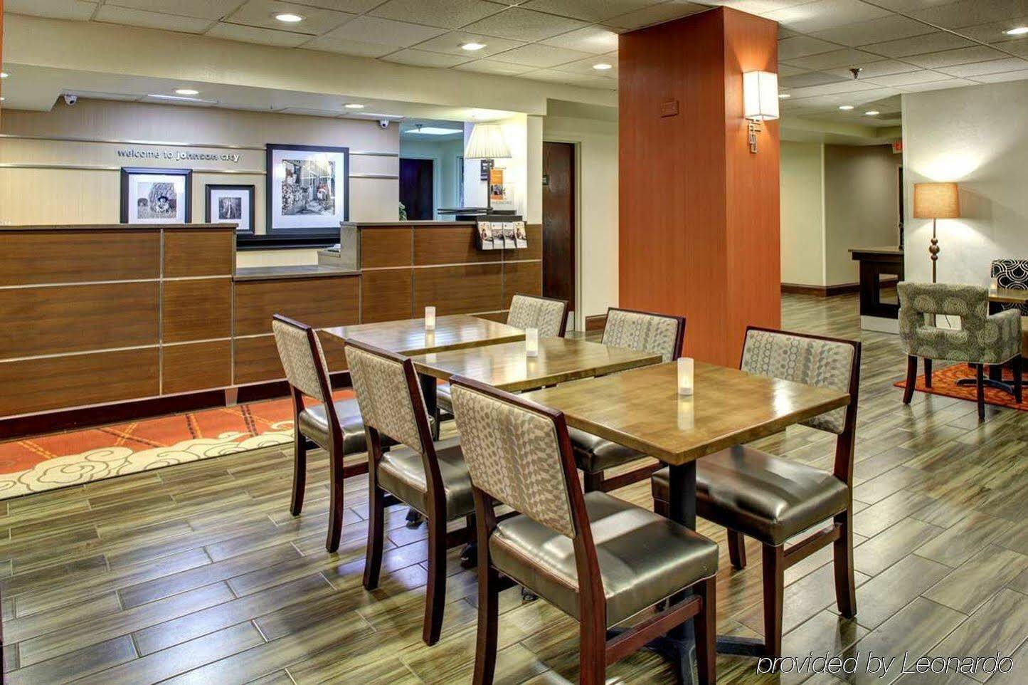 Hampton Inn ג'ונסון סיטי מראה חיצוני תמונה
